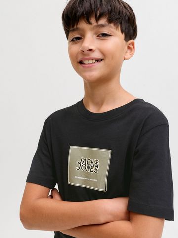 262061405_20063467